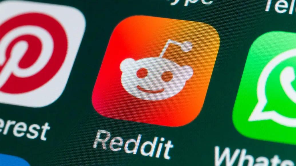 close up of reddit app on phone