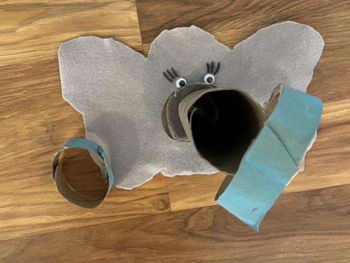 Elephant shape face on the piece of felt or heavy paper