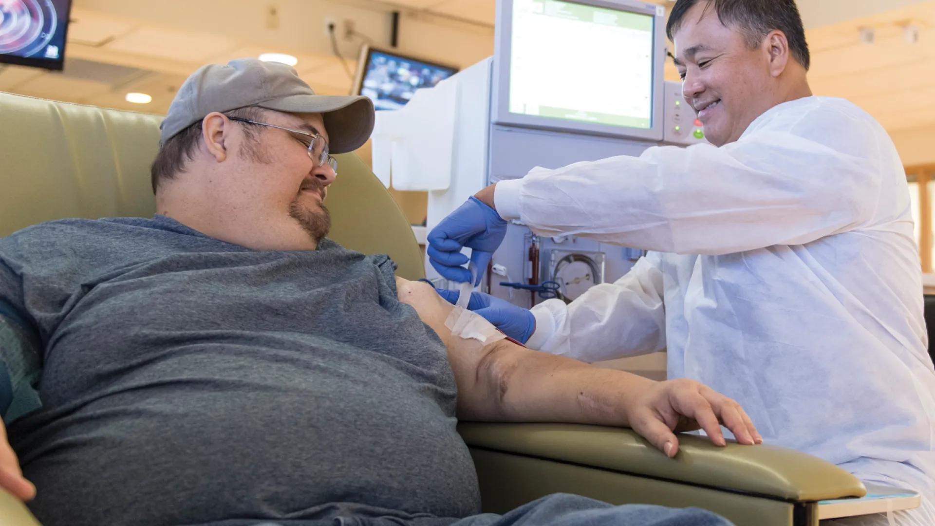 man receives kidney dialysis