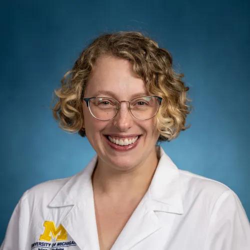 Nora Becker 