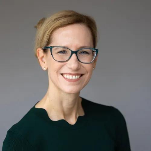 Stacy Bartnik Menees, MD