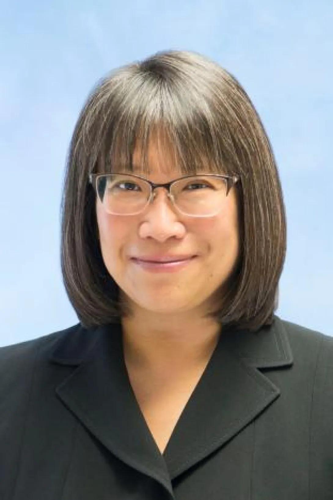 Lynda Jun-San Yang headshot