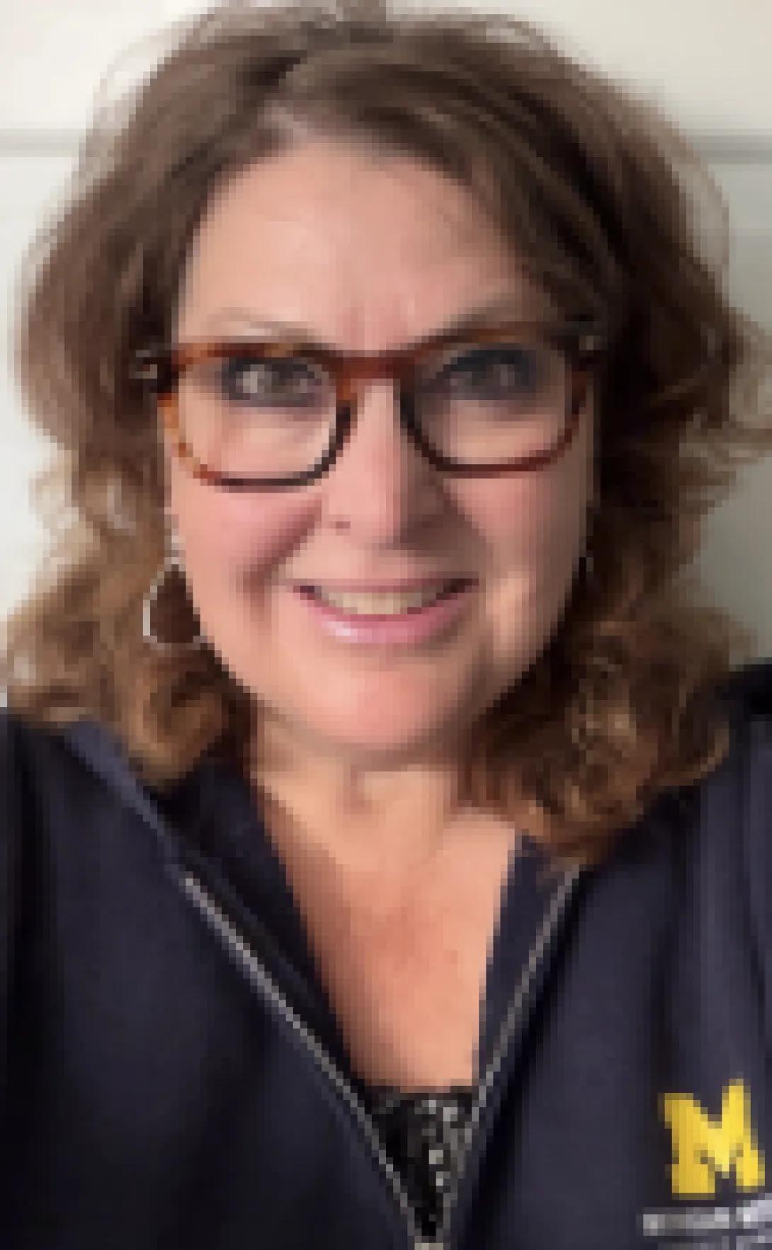 Lori Flint headshot