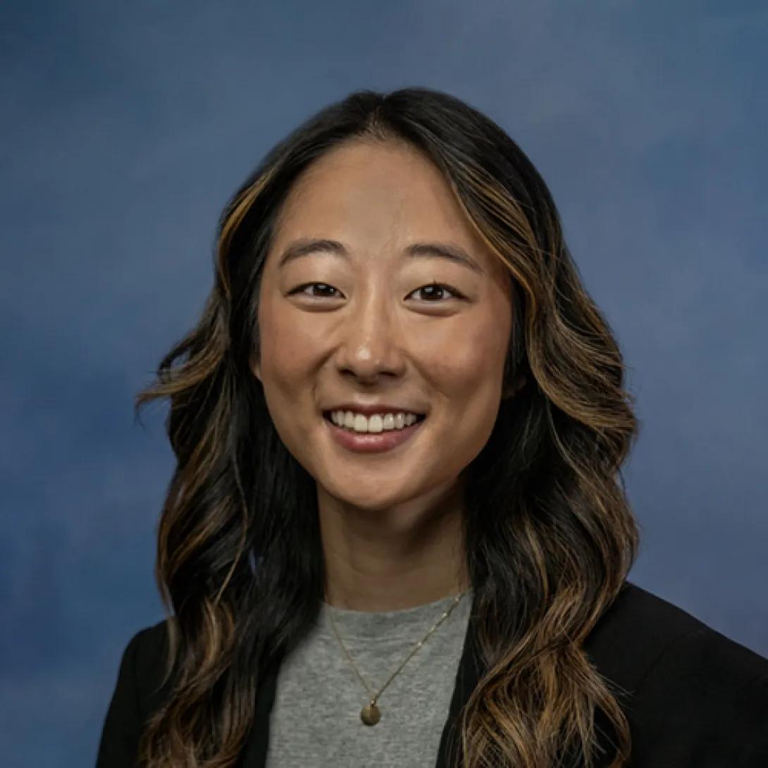 Nicole D Cho, CGC