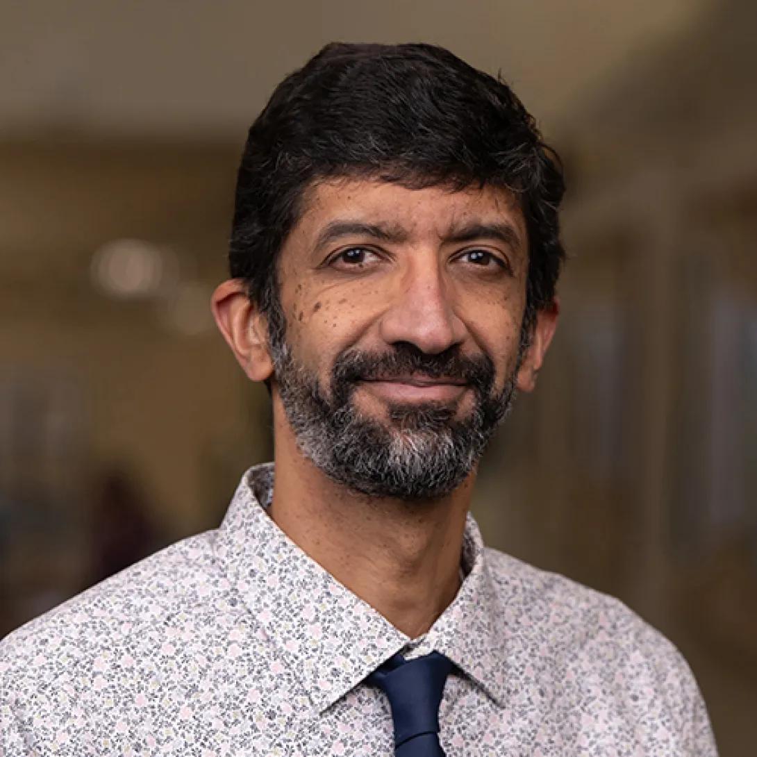 Praveen Dayalu, MD